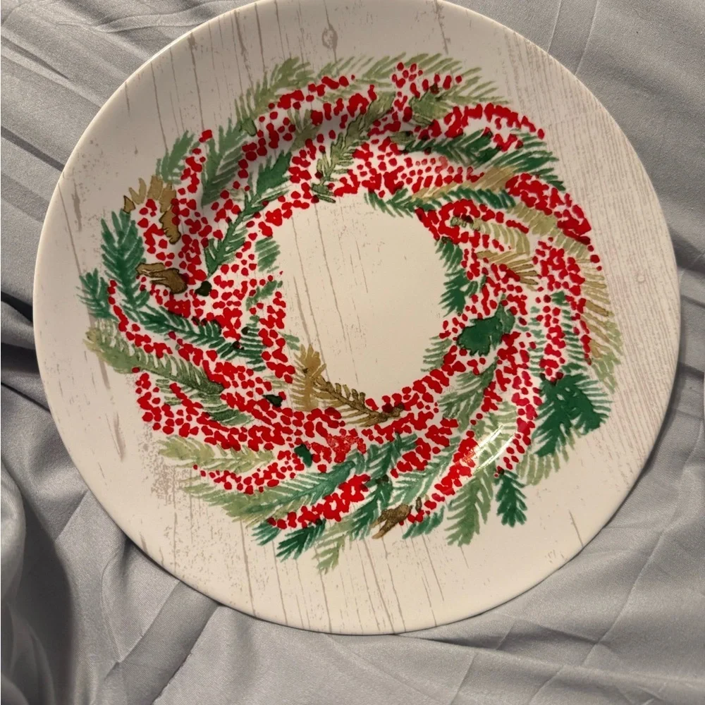 Festive Set Of 4 Retired Pier 1 “WREATHS” 8.5